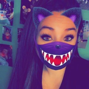 Meet your Posher, Ashley